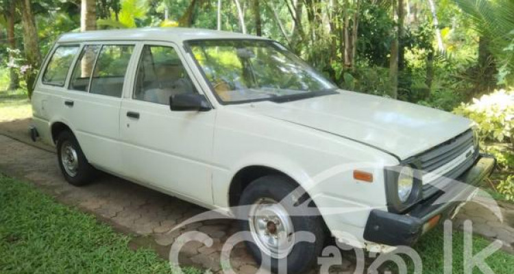 NISSAN AD WAGON 1990