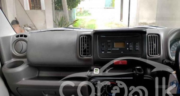 NISSAN CLIPPER 2017