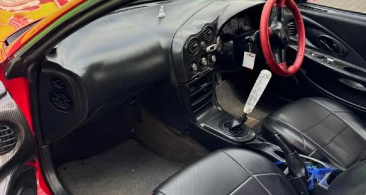 HYUNDAI COUPE 2003