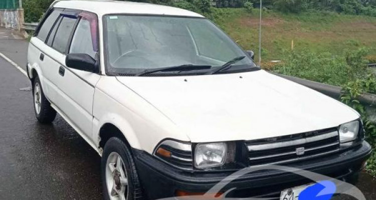 TOYOTA COROLLA DX WAGON 1990