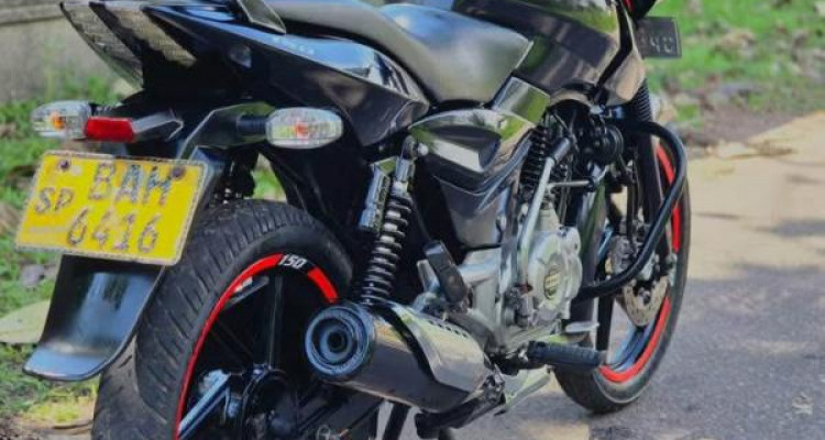 BAJAJ PULSAR 150 2013