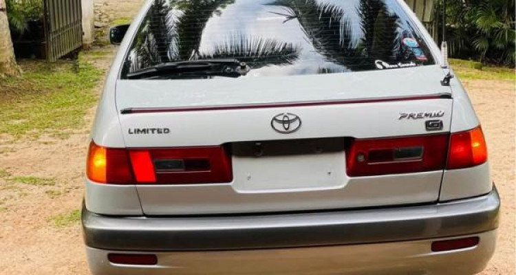 TOYOTA PREMIO 1997