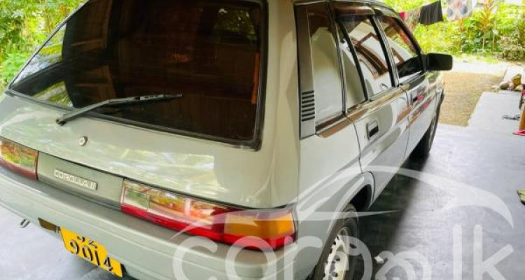 TOYOTA COROLLA II 1988