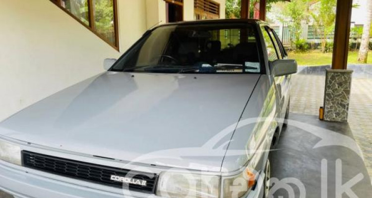 TOYOTA COROLLA II 1988