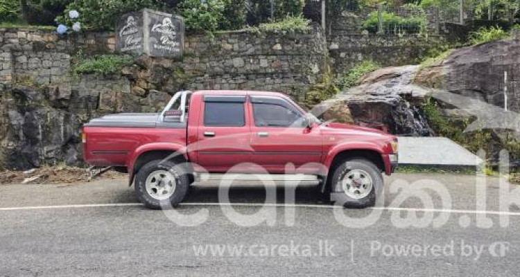 TOYOTA HILUX 107 1992