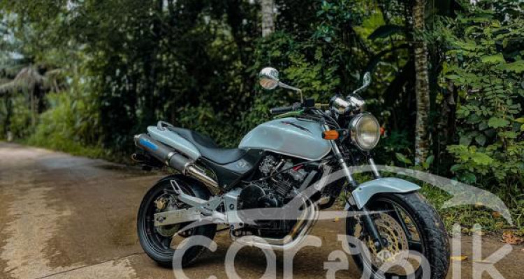 HONDA HORNET 2006