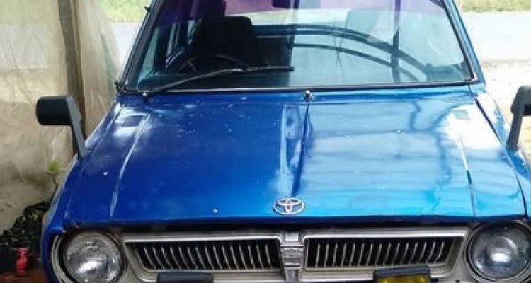 TOYOTA COROLLA KE35 1976