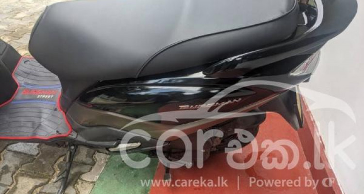 SUZUKI BURGMAN 2019