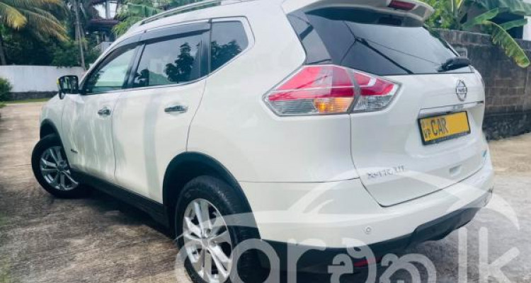 NISSAN X TRAIL T32 2016