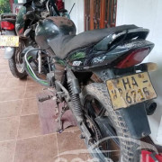 BAJAJ PULSAR 150 2005