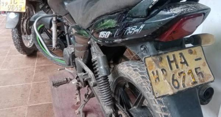 BAJAJ PULSAR 150 2005