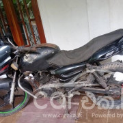 BAJAJ PULSAR 150 2005