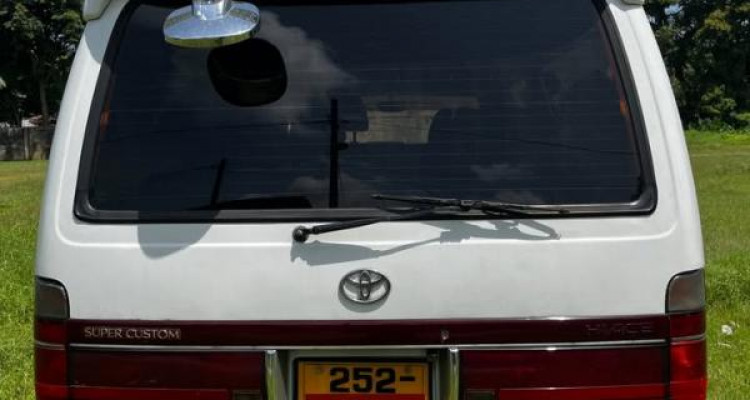 TOYOTA HIACE LH113 1993