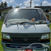 TOYOTA HIACE LH113 1993