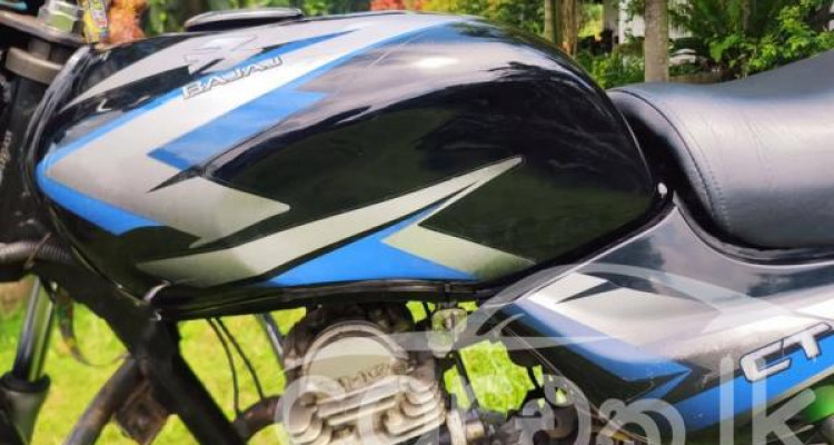BAJAJ CT100 2017