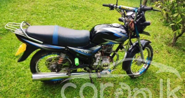 BAJAJ CT100 2017