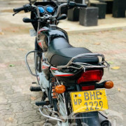 BAJAJ CT100 2018