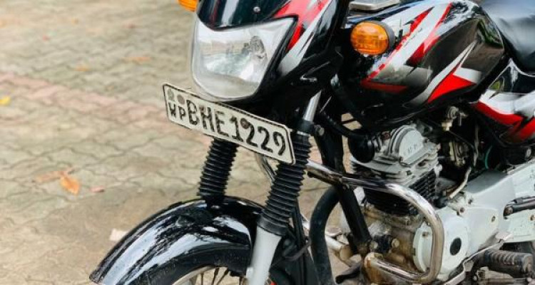 BAJAJ CT100 2018