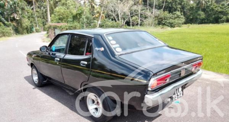 NISSAN SUNNY B211 1976