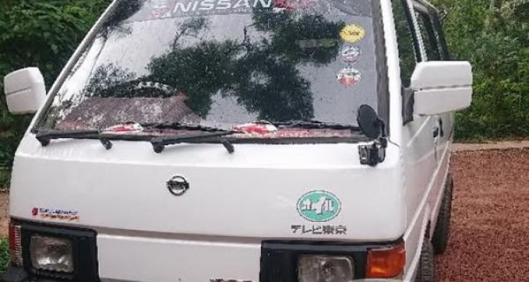 NISSAN VANETTE 1986