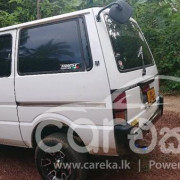 NISSAN VANETTE 1986