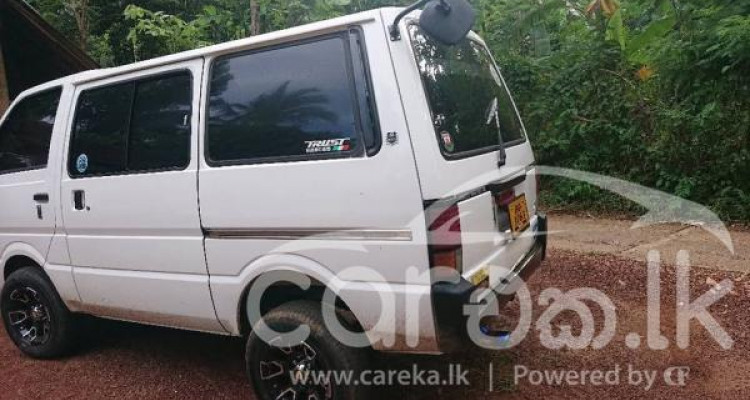NISSAN VANETTE 1986