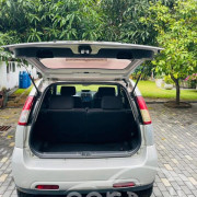 SUZUKI SWIFT 2003