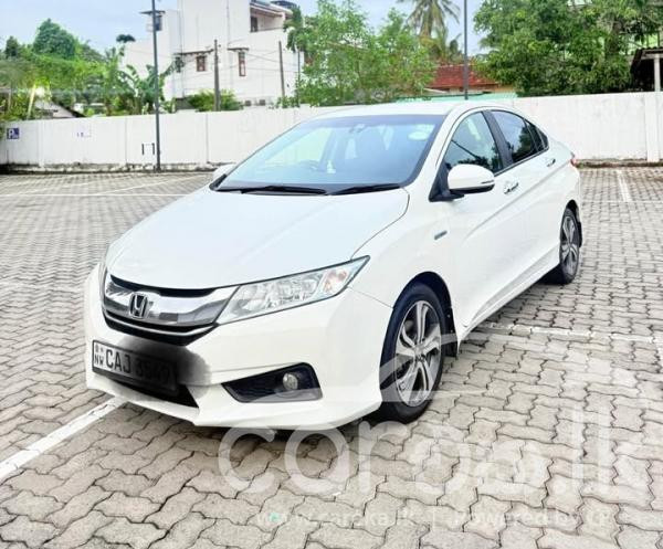 HONDA GRACE 2015