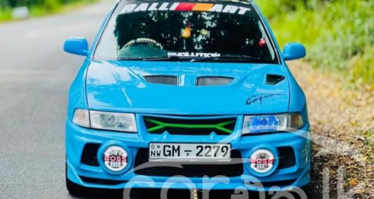MITSUBISHI LANCER CK2 2001