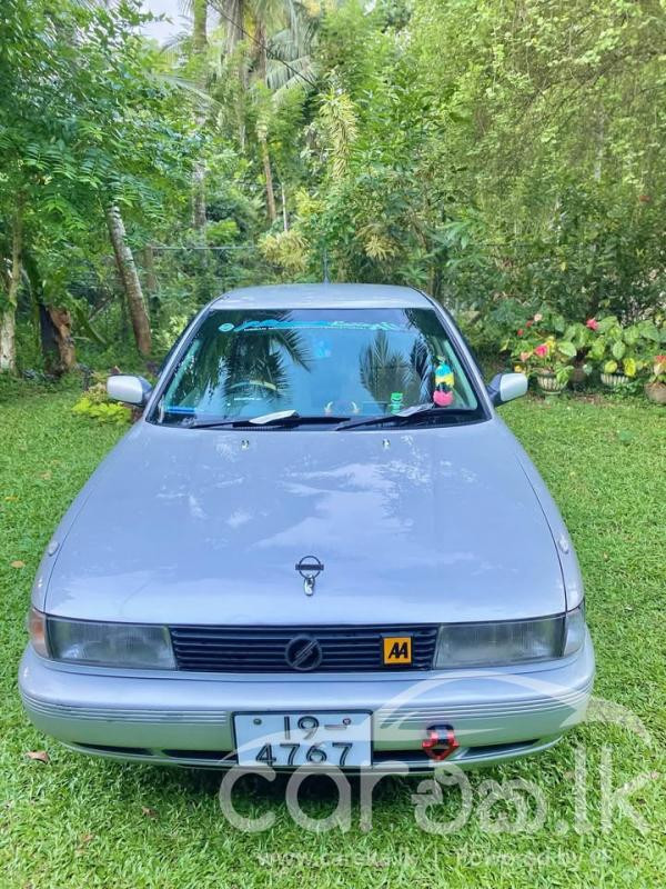 NISSAN SUNNY FB13 1992