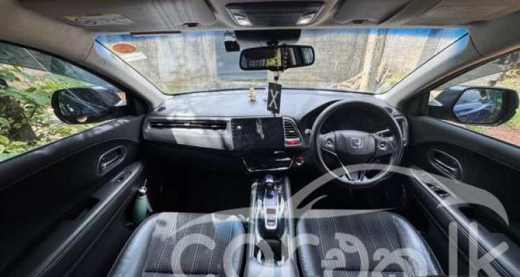 HONDA VEZEL 2014