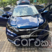 HONDA VEZEL 2014