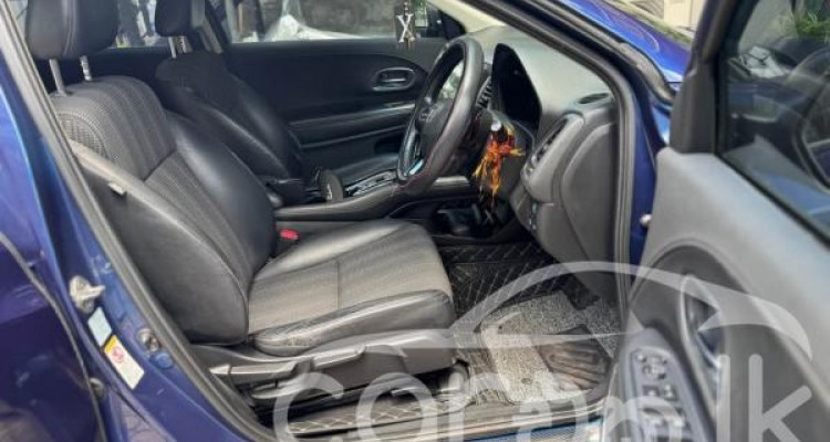 HONDA VEZEL 2014