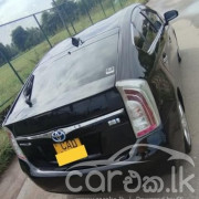TOYOTA PRIUS S TOURING 2012