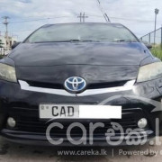 TOYOTA PRIUS S TOURING 2012
