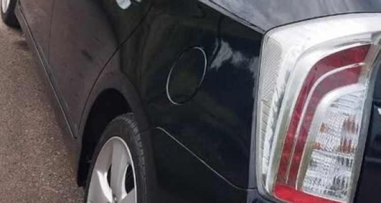 TOYOTA PRIUS S TOURING 2012