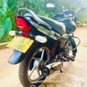 BAJAJ PLATINA 2005