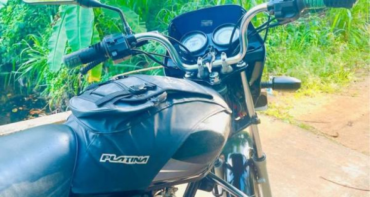 BAJAJ PLATINA 2005