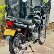BAJAJ CT100 2014