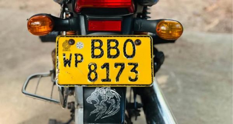 BAJAJ CT100 2014