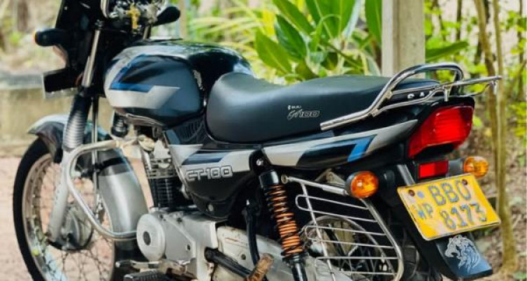 BAJAJ CT100 2014