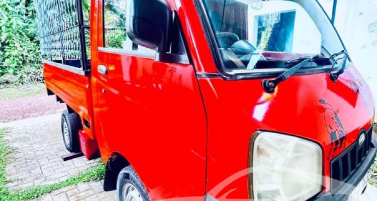 MAHINDRA MAXXIMO 2012