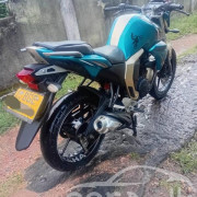 YAMAHA FZ 2017