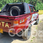 TOYOTA HILUX 1993