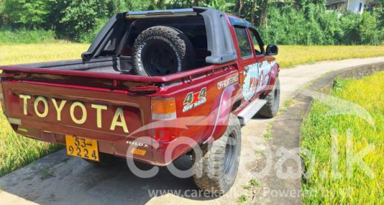 TOYOTA HILUX 1993