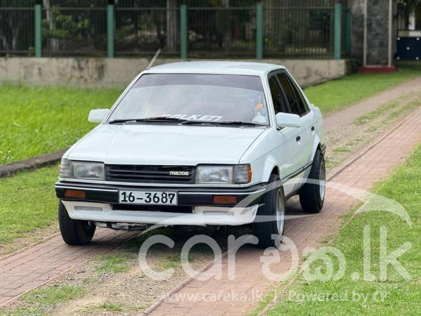 MAZDA FAMILIA 1986