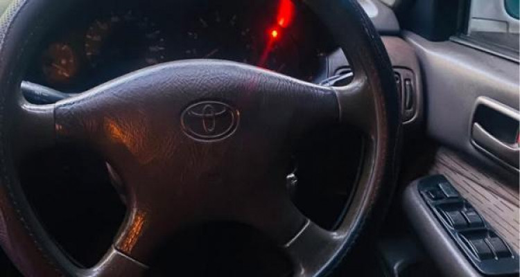 TOYOTA CARINA AT192 1994