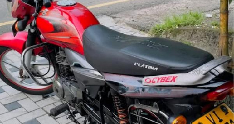 BAJAJ PLATINA 2009