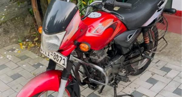 BAJAJ PLATINA 2009