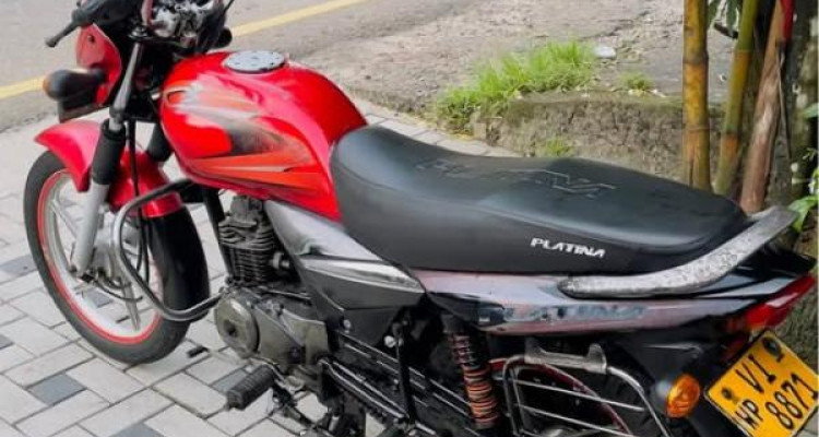 BAJAJ PLATINA 2009